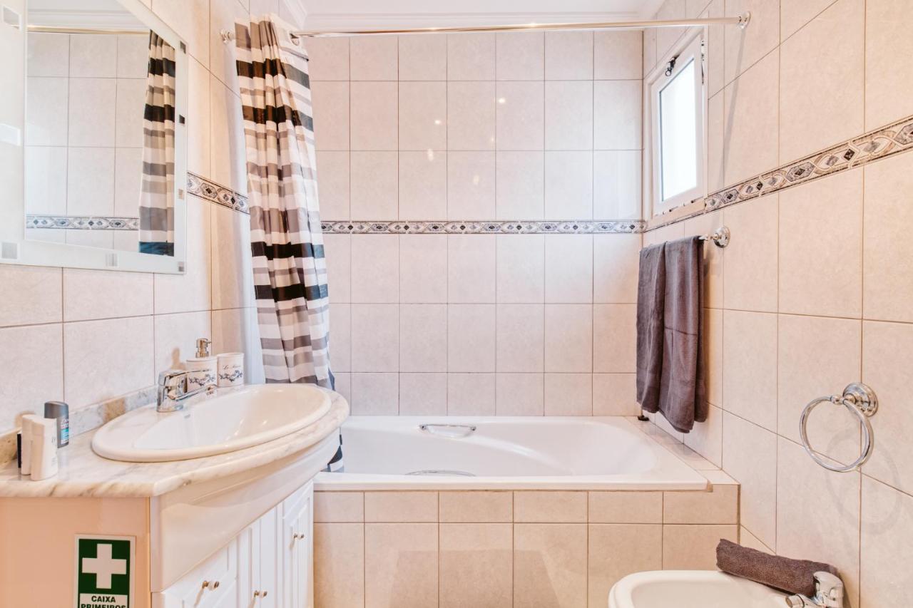 Vip VI - Sea View Apartment Canico  Bagian luar foto
