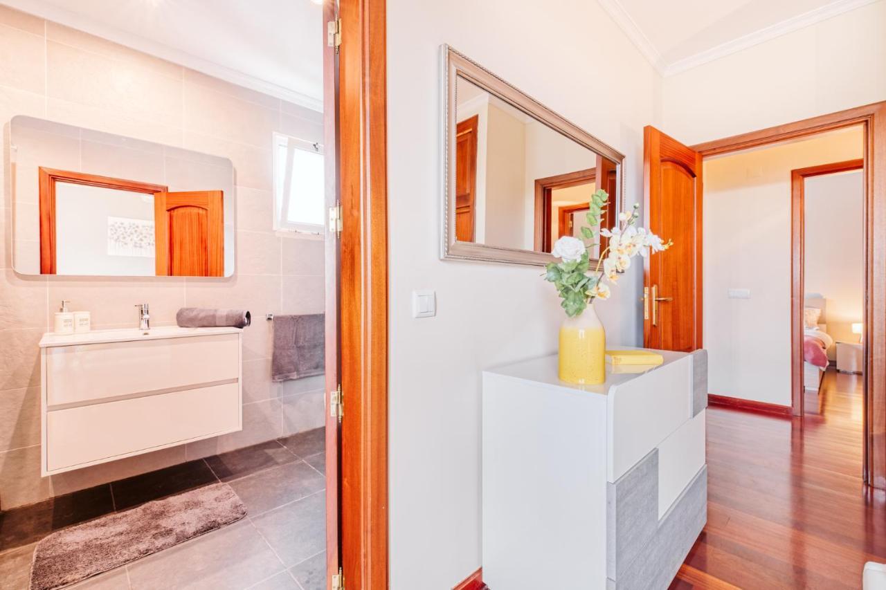 Vip VI - Sea View Apartment Canico  Bagian luar foto