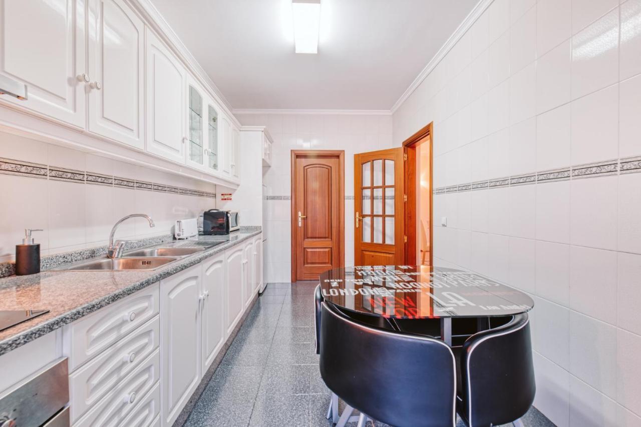 Vip VI - Sea View Apartment Canico  Bagian luar foto